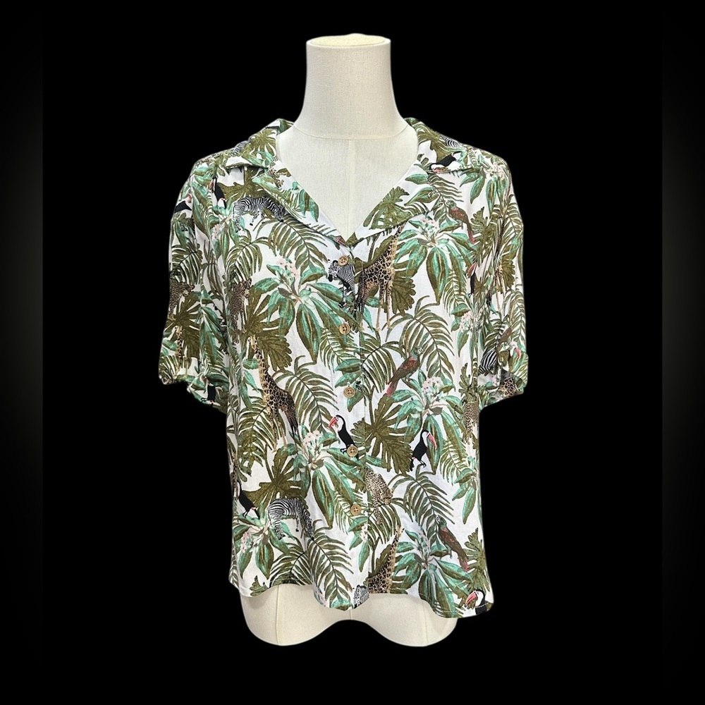 Jane Delancey Jungle Print Button-Down Women’s Shirt Size: M